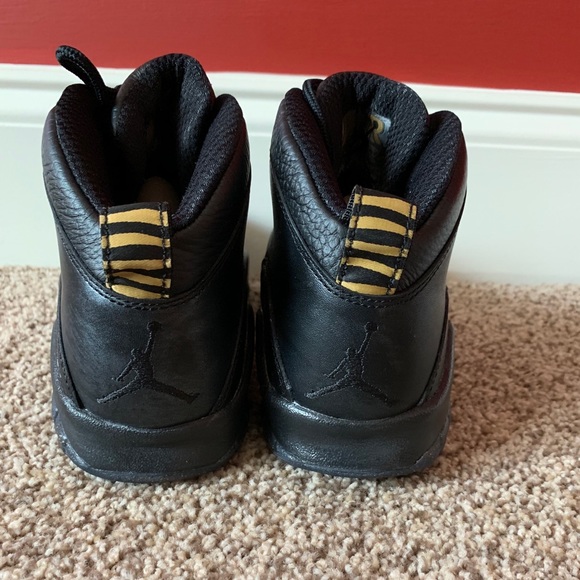 New! Air Jordan Retro 10 “NYC” - Picture 2 of 3